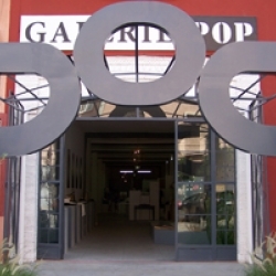 POP tribune