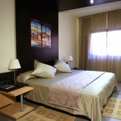 dellarosa testreeksen hotel & SpA