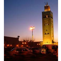 In Marrakech tot onder in de vroege avond ...